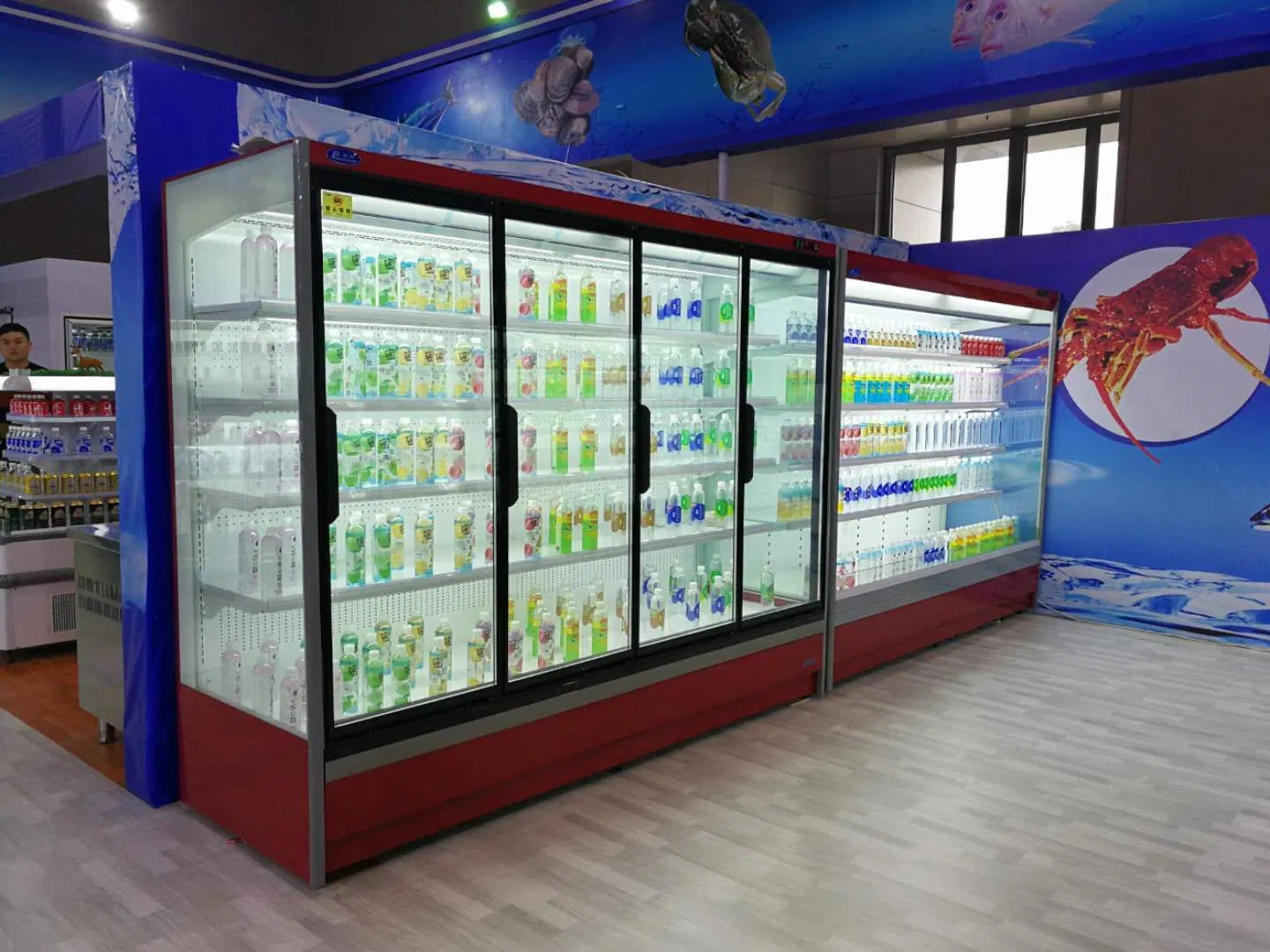 Gran pantalla refrigeradores comerciales puerta de cristal de frío para supermercado