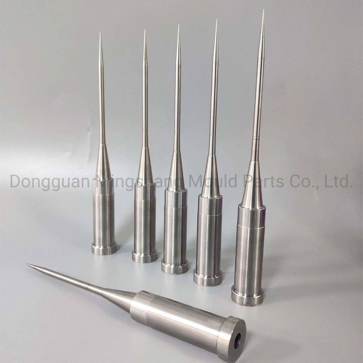 High Precision SKD61 العمل الساخن Die Steel Core Pins مع نيتركس لمولد حقن البلاستيك الطبي