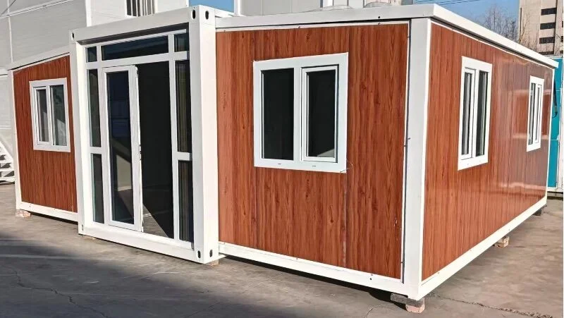 Pitched Roof Prefabricated Light Steel Trailer Price Rock Wool Corrugated Container House