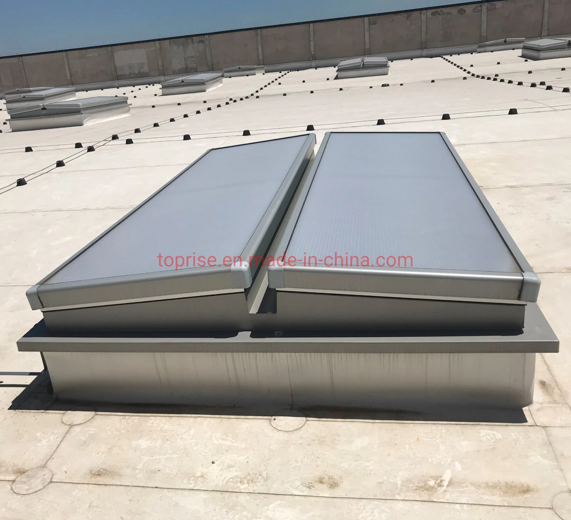 Toprise Natural Roof Window Natural Smoke and Heat Exhaust Ventilation System