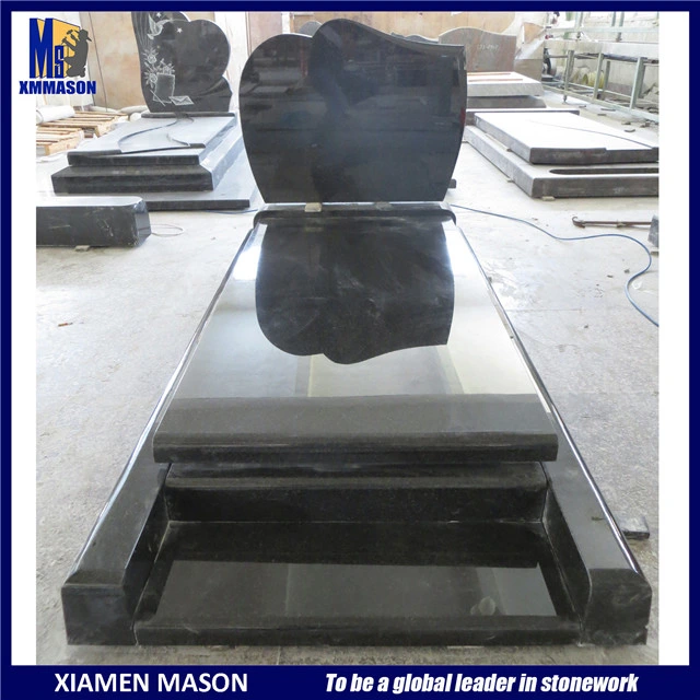 Xiamen Manufacture French Style Big Heart Shape Red Granite Funeral Monument with Hand Carving