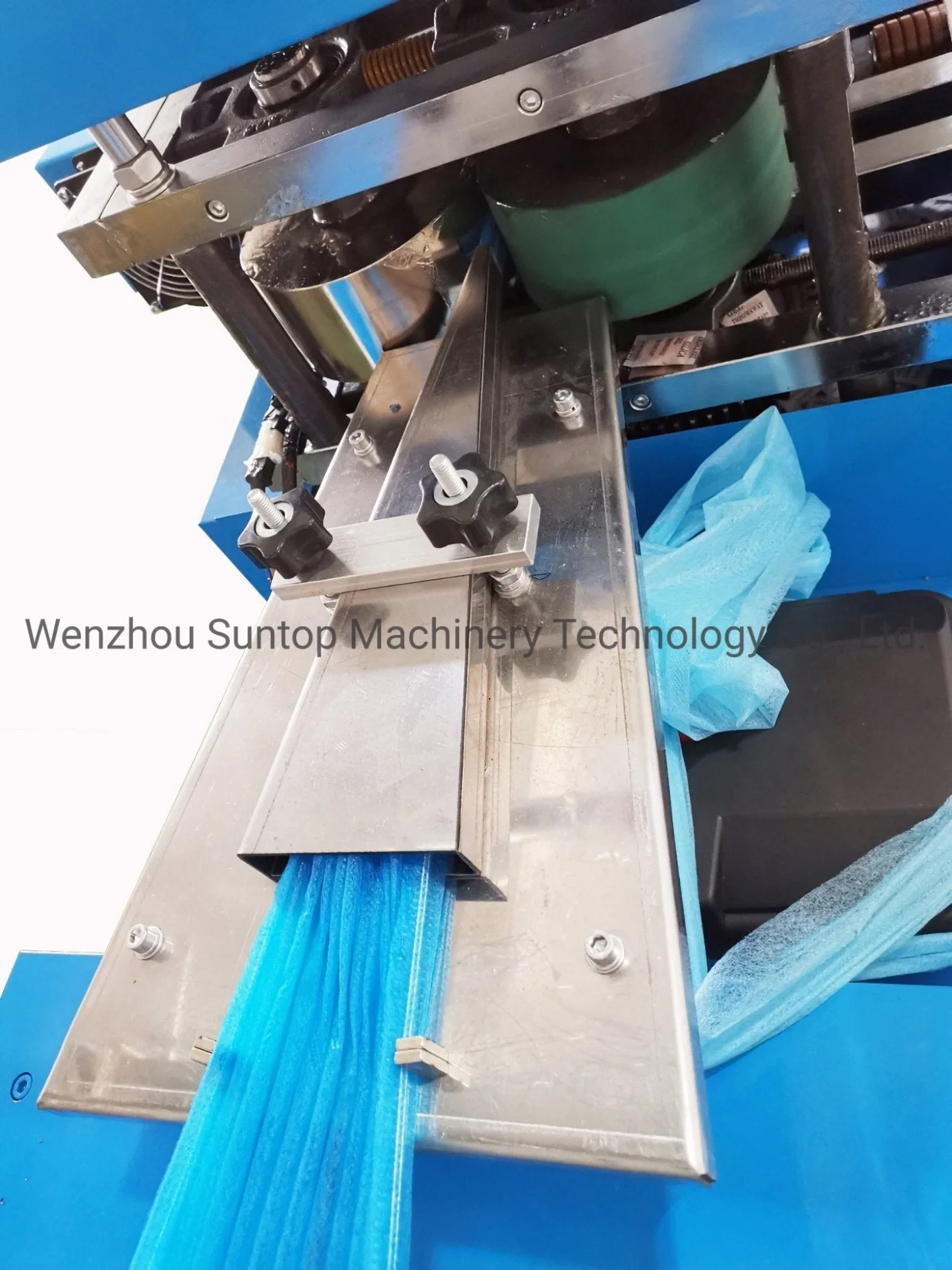 Full-Automatic Disposable Medical Supply Bouffant Cap Making Machine