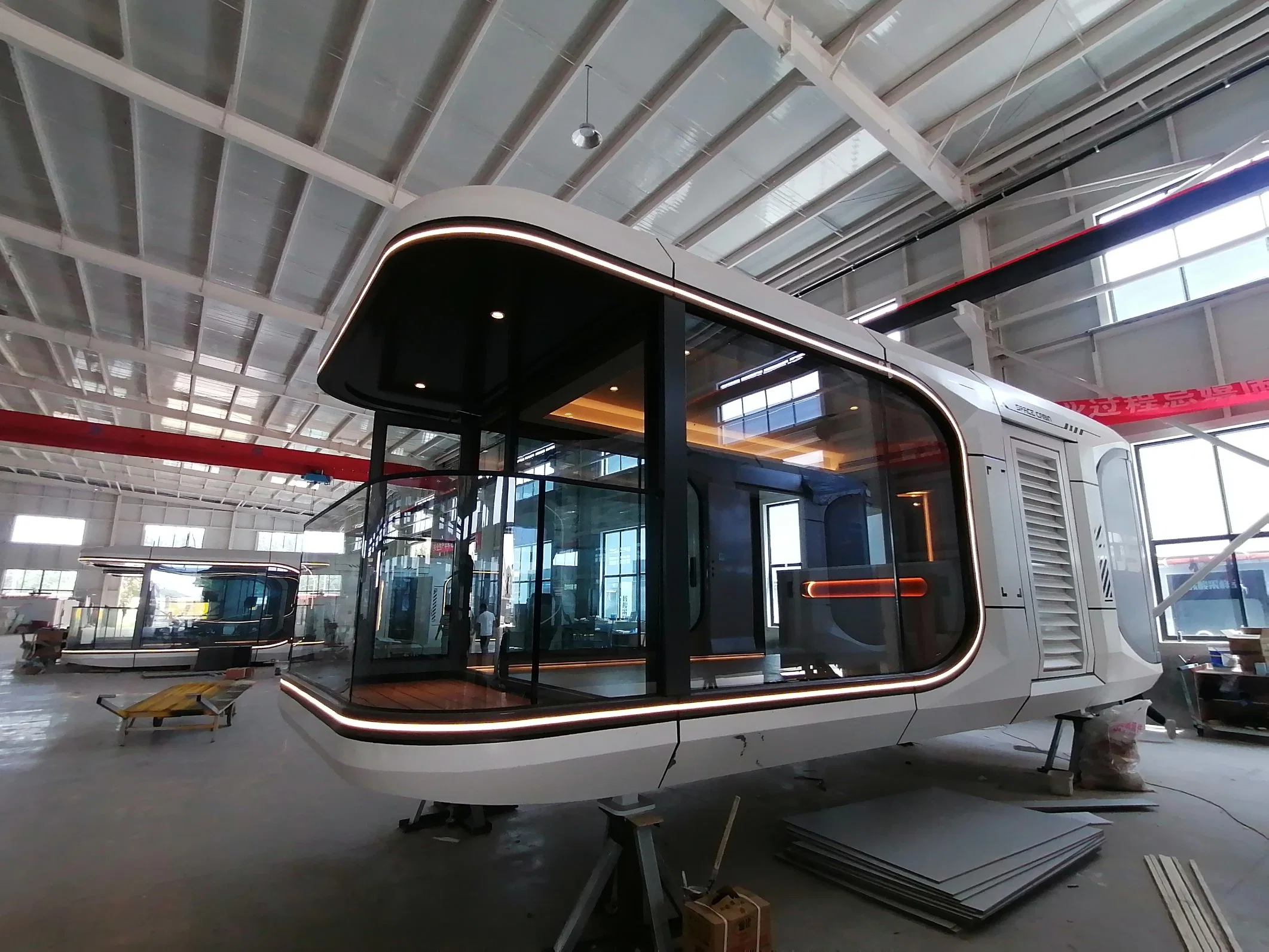 Prefab Capsule House Customized Tourist Attraction Mobile Home