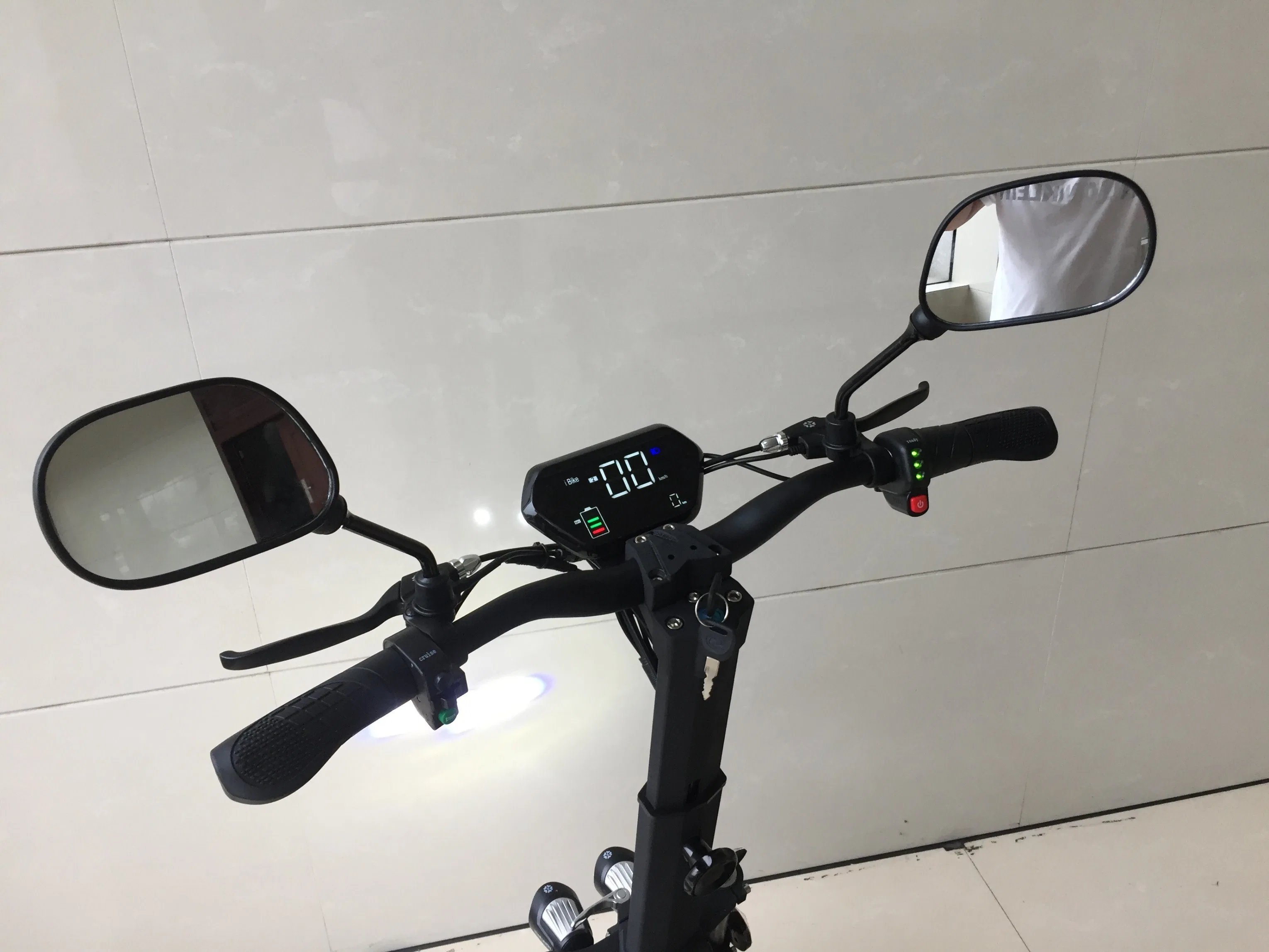 High quality/High cost performance  Two Wheel 2000W Racing Electric Scooter