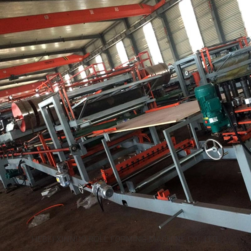 EPS and Rock Wool Roof and Cladding Use Sandwich Panel Production Line