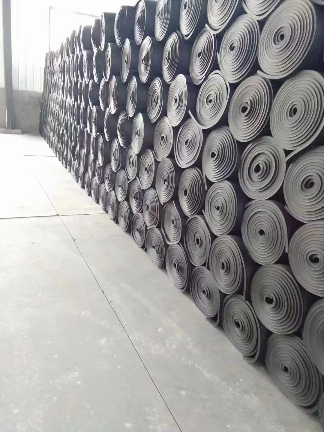 Fire and Shock Proof Thermal Heat Insulation Isolation Rubber Plastic Pipe