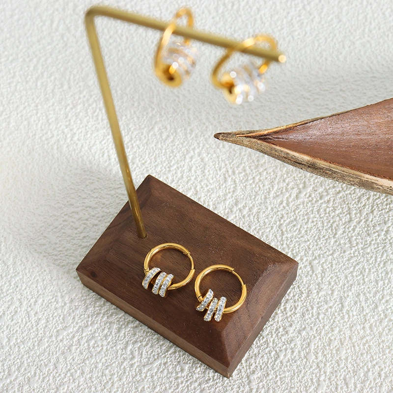 La moda de acero inoxidable chapado en oro de zirconio cúbico Anillo de círculos de la Ronda 3 Hoop Earrings para mujeres