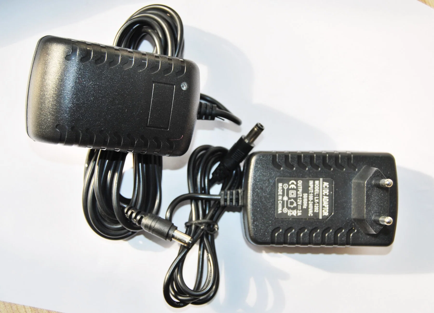 12V 1.5A AC DC Power Adapter Plug Ce Certificated