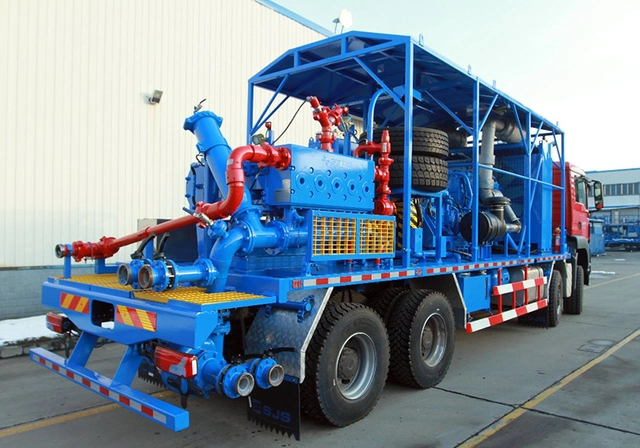 PGT-1050A camion-pompe FRAC avec certificat API pour le pétrole et Gaz Oilfield Oilwell Drilling Equipment Serva nov