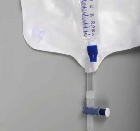 sac d'urine pour adulte de 2 000 ml sacs jetables d'urine médicale pour le drainage Prélèvement urinaire