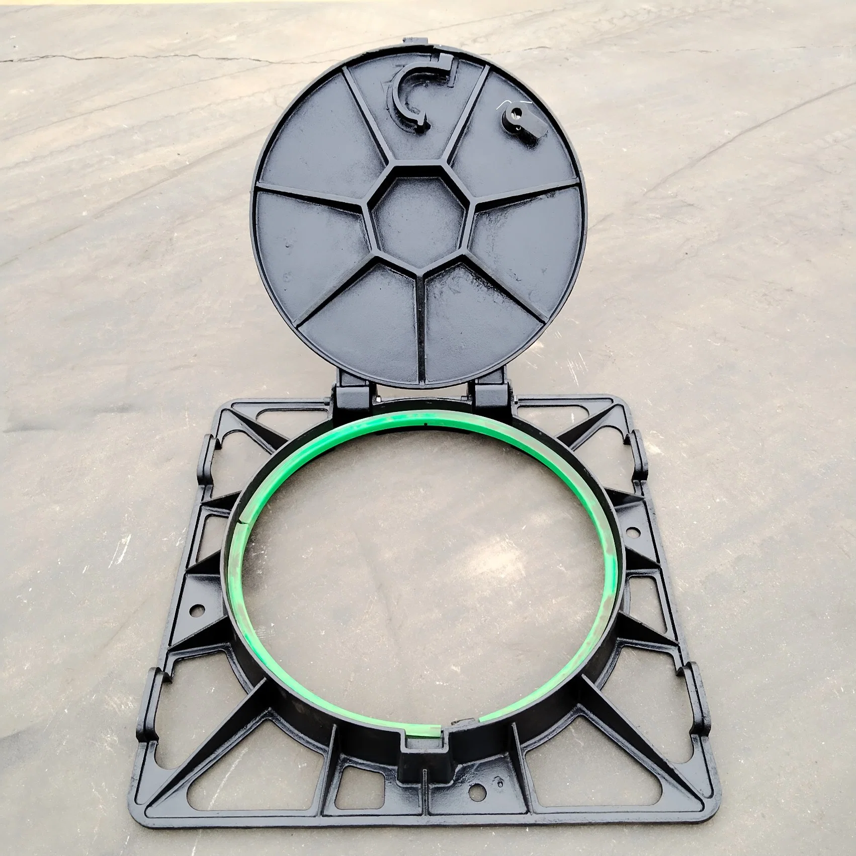 Dk-Srcd &Phi; 600 Double Hinged D400 Ductile Iron Manhole Covers