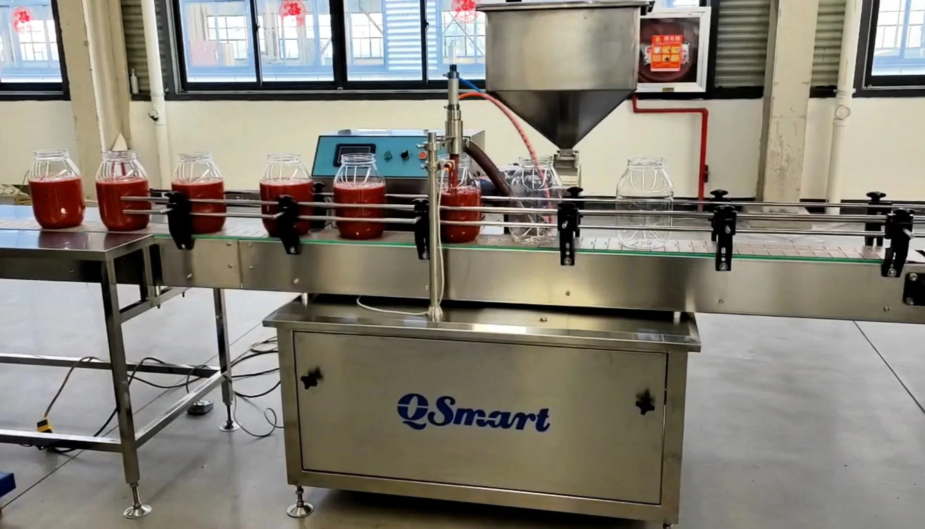 Machine d'emballage automatique pour le remplissage de jus en ampoule de sauce