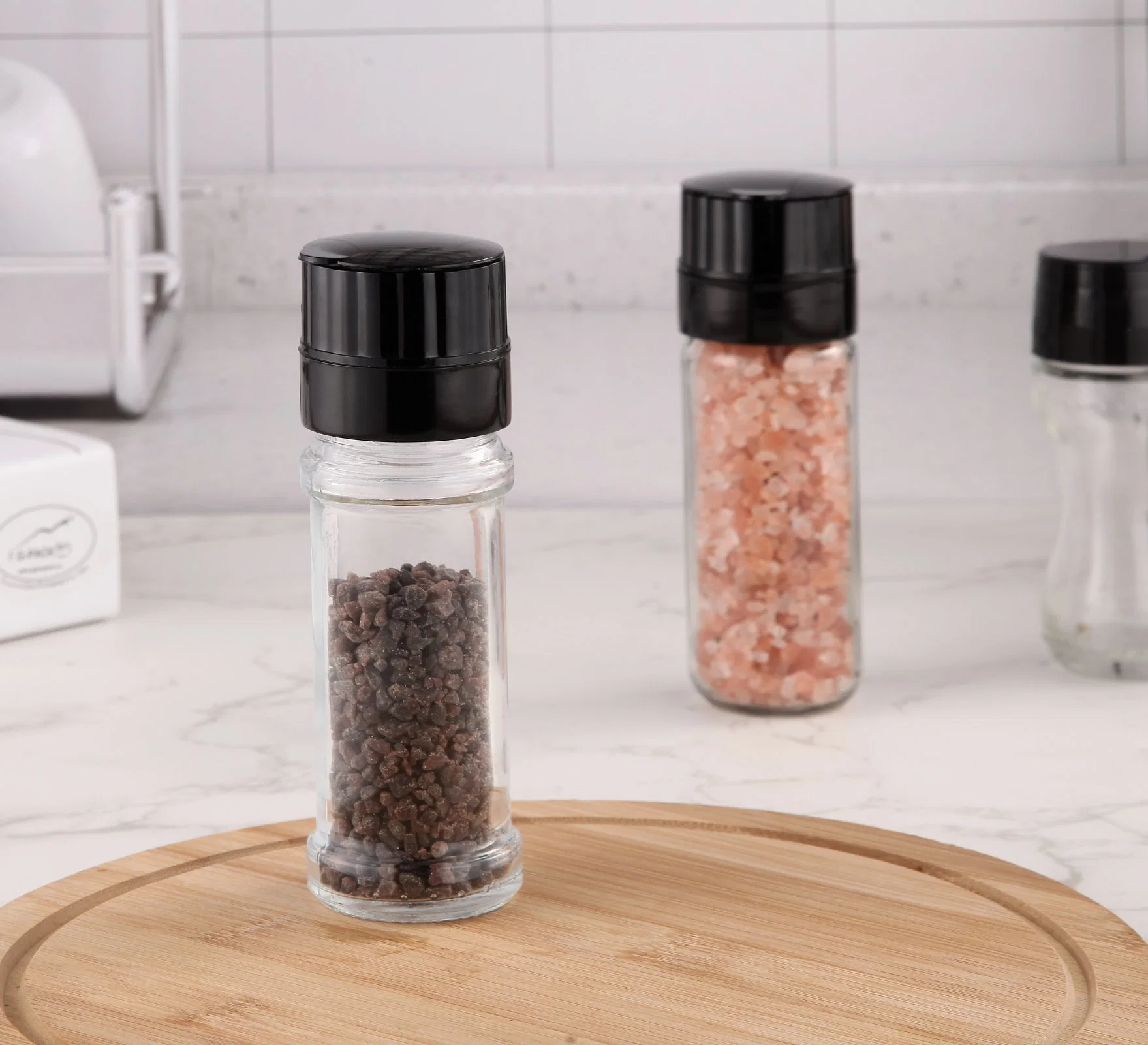 Kitchen High quality/High cost performance  80ml Glass Salt and Pepper Spice Grinder Bottle with Grinder Cap