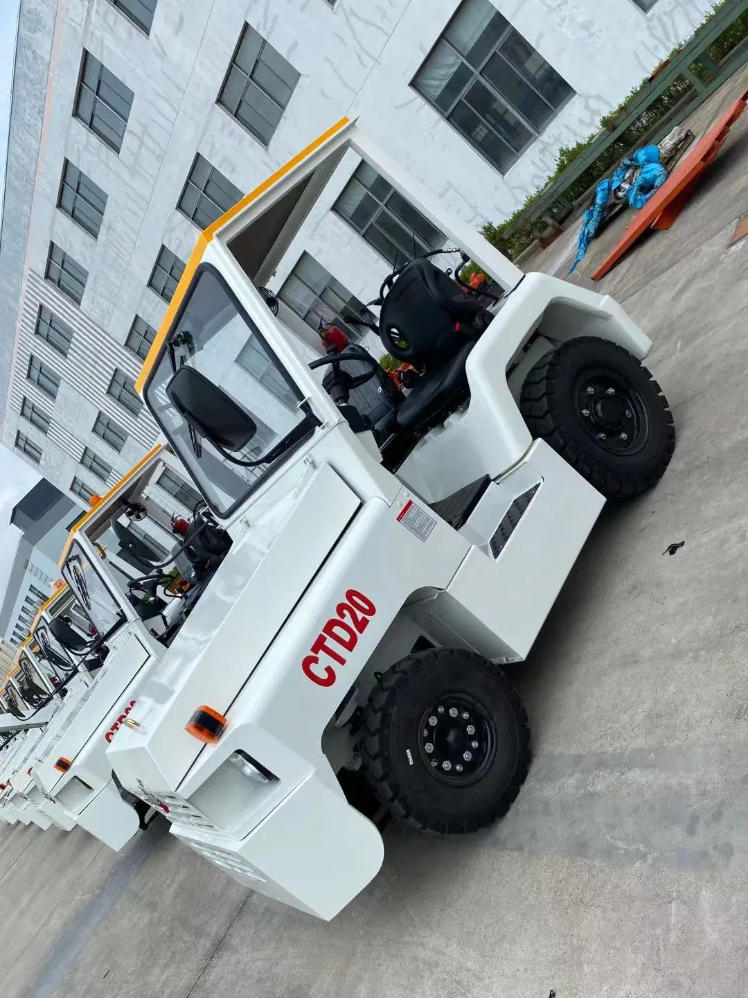 Chinese Supplier 2t-3.5t Diesel Towing Tractor with C240 Engine (CTD20-35)