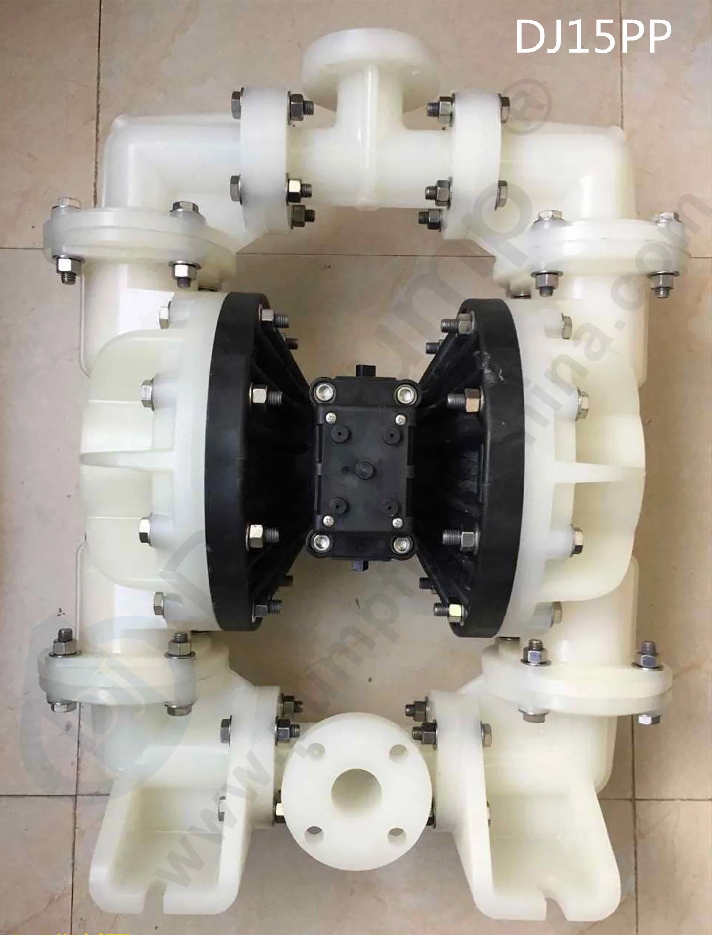 Bombas de diafragma duplo para aplicações industriais e de instalação OEM