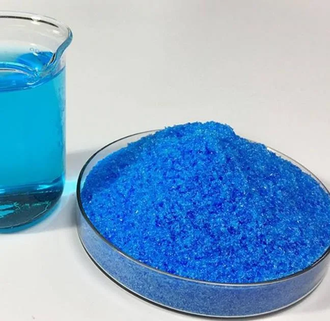 La Chine des produits chimiques inorganiques de sulfate de cuivre cristal bleu