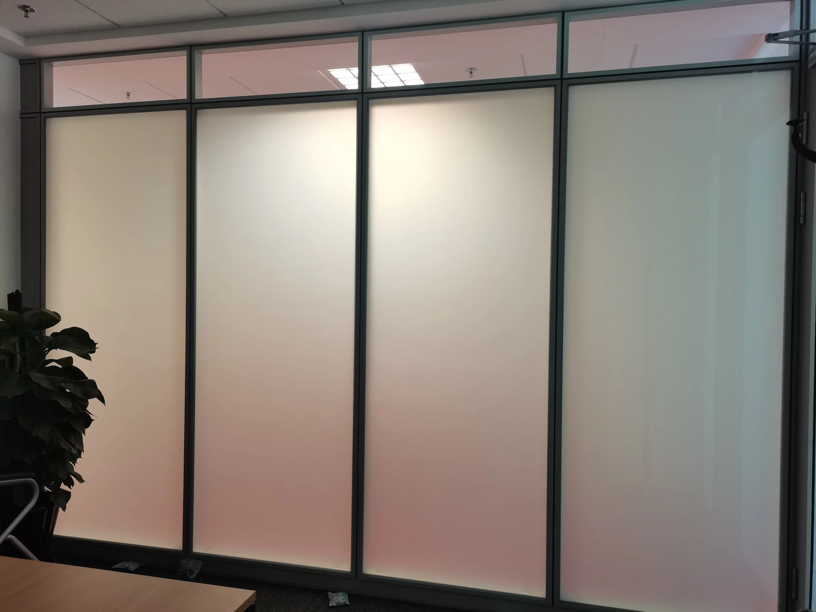 Prefabricated Office Switchable Transparent Glass Partition Creat Private Place