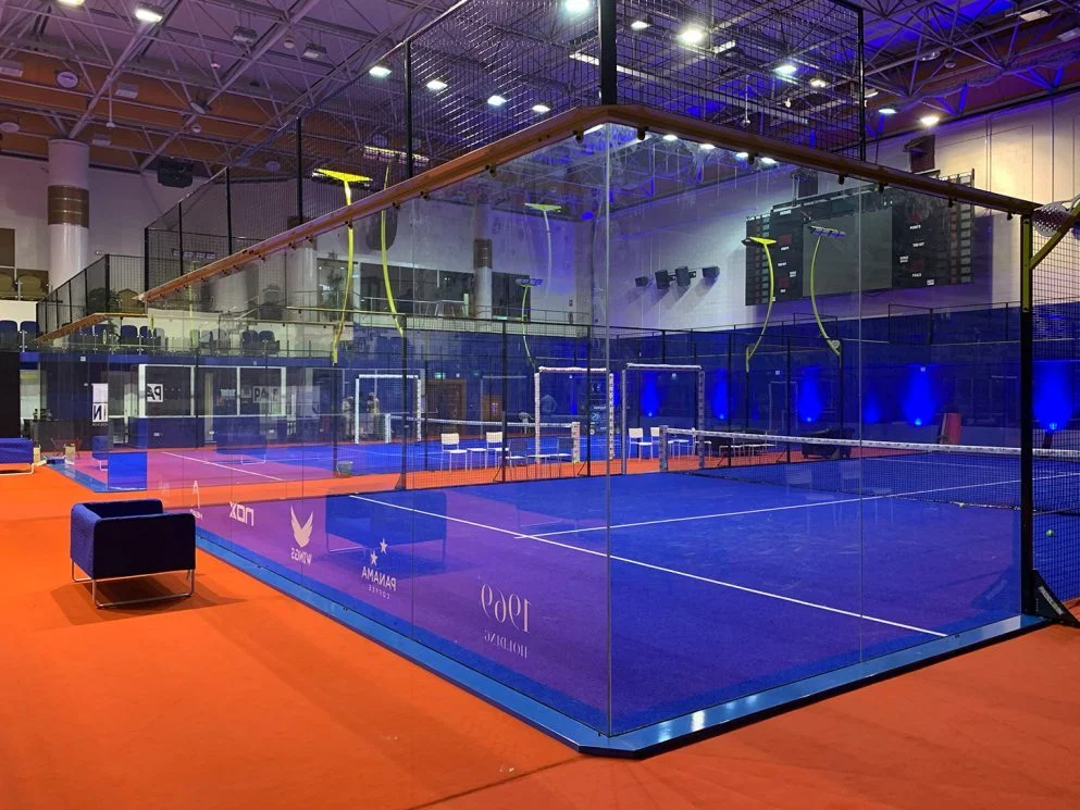 2023 Vente chaude Canchas panoramique Cour Padel de padel raquette à court de tennis en plein air pour la vente