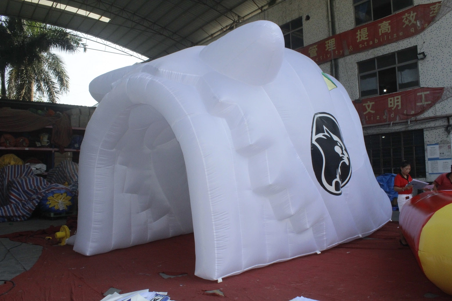 Boyi Inflatable Football Tunnel Customized Inflatable Helmet Tunnel for Sport Events B8332