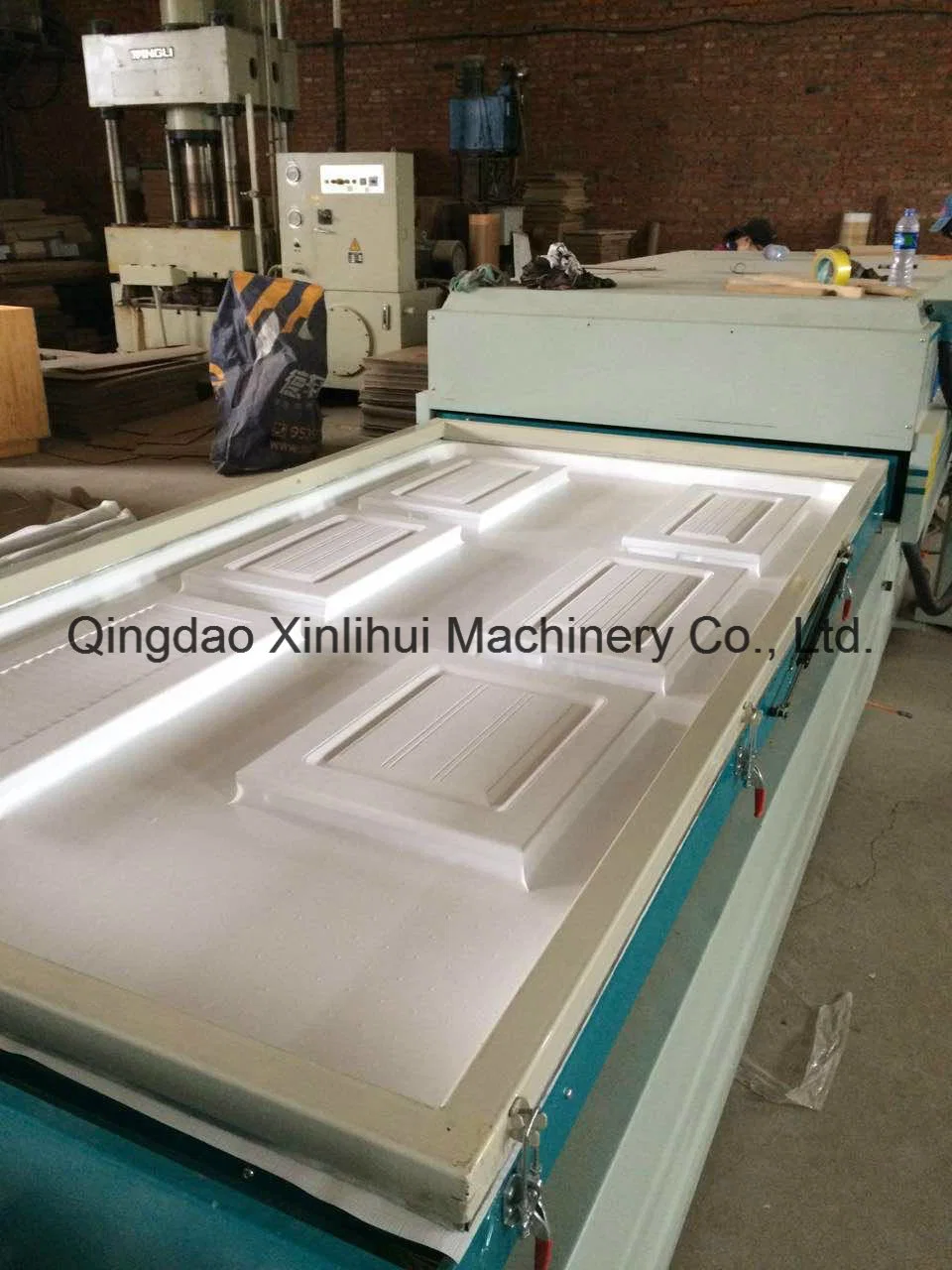 Computerized Acrylic Vacuum Forming and Membrance Press Machine/ Hot Press Vacuum Laminator Machine Vacuum Forming PVC for Cabinet Melamine Chipboard