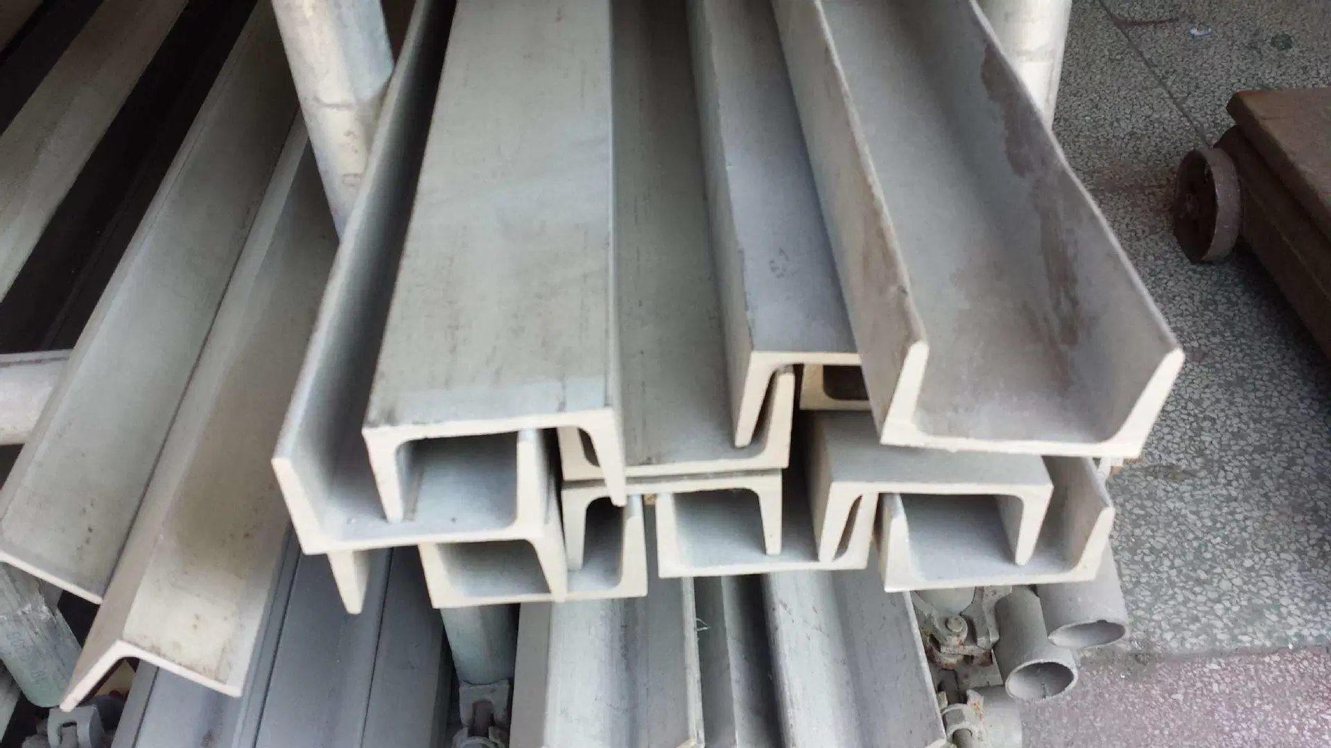 Steel Profiles Upe80 Upn120 etc for Structural U Channal U Beam