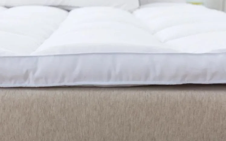 Luxury High quality/High cost performance  Hotel Home Use Soft Warm Down Feather Mattress Topper