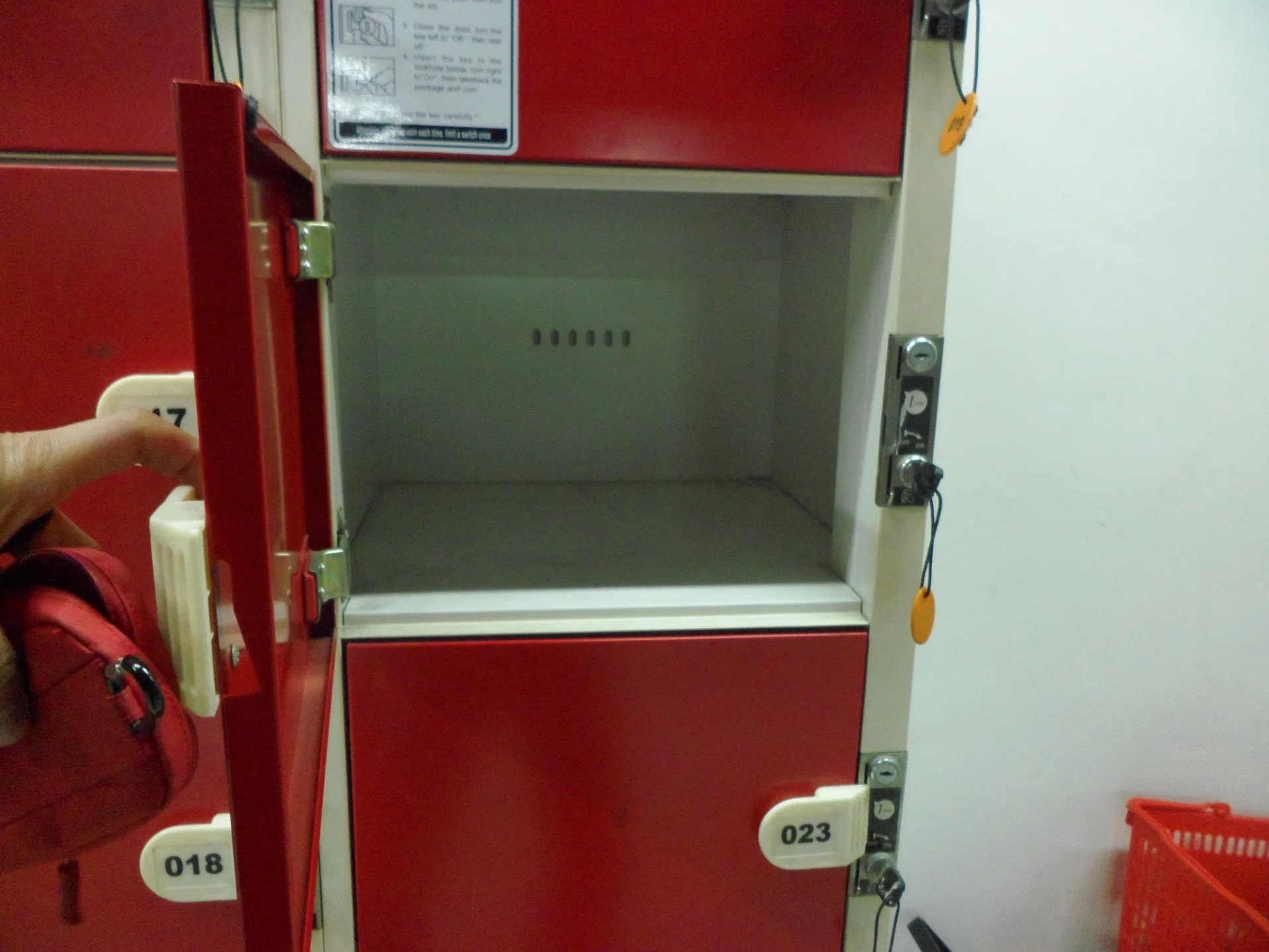 2016 New Modle Supermarket Steel Coin Lockers/Storage