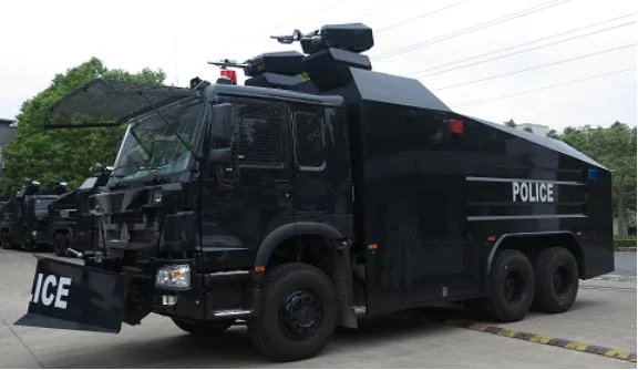 14000L 6X4 Model Turbojet Anti-Riot Water Cannon Vehicle/ 6X6 Model Mercedes-Benz Complete Self-Protection System Customized Turbo Jet Anti-Riot Water Truck