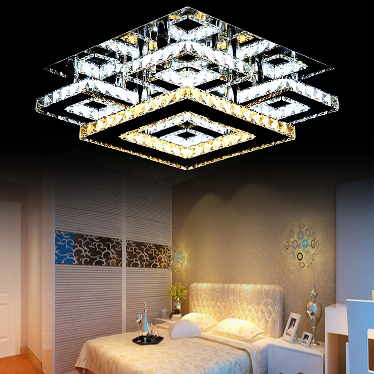 Un éclairage moderne lustre de Cristal Pendentif de plafond de la lampe témoin LED