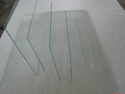 Verre à pointe haute tension ultra-mince de 1,6 mm pour module solaire