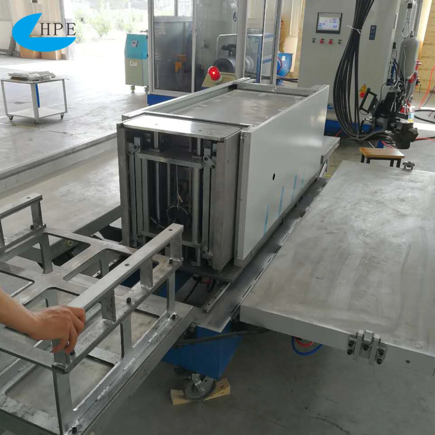 Environmental Friendly Sandwich Board Cyclopentane High Pressure Foaming Machine