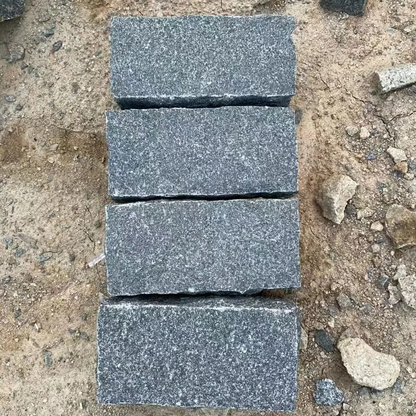 Guter Preis Fabrik Cube Stone China G654 Granit Split Oberfläche Dunkelgraue Pflastersteine