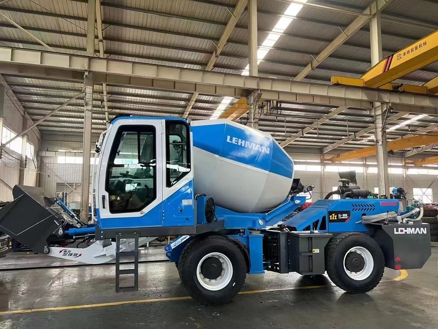 Factory Supply Self Loading Concrete Mixer Truck 3.5 Cubic Meters
