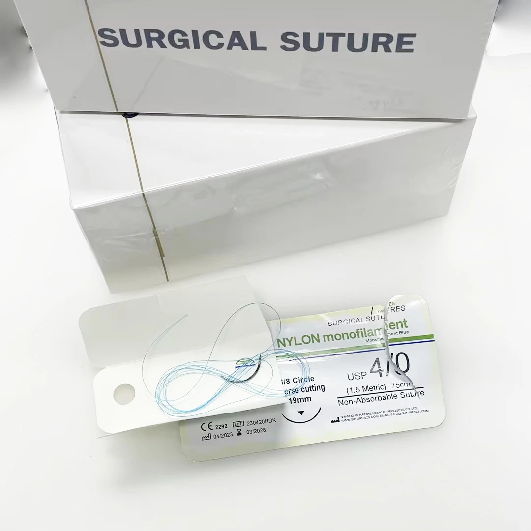 Suture chirurgicale stérile non résorbable en nylon Siny Medical avec aiguille.