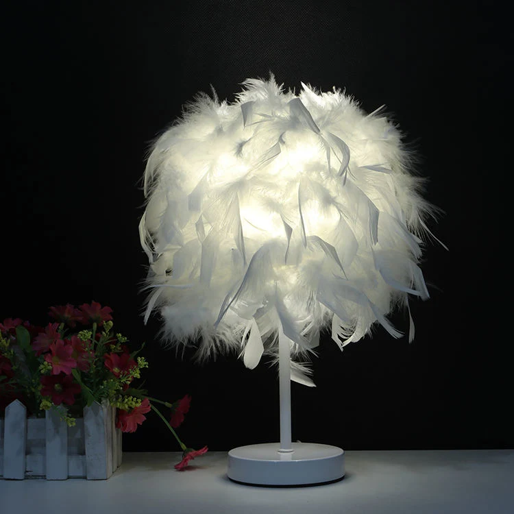 Best Selling Gift European Decoration Feather Indoor Modern Bedroom LED Table Lamp