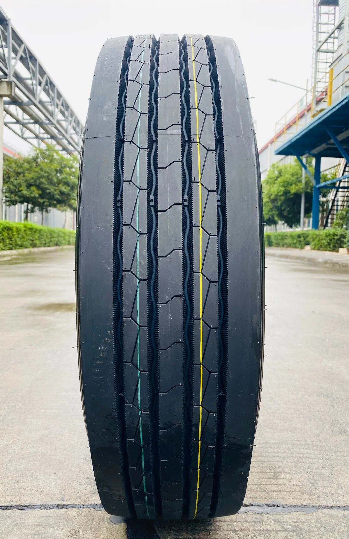 إطار شاحنة نصف قطرية بالجملة، إطار حافلة، إطار TBR الإطارات 315/80r22.5 385/65r22.5 295/80r22.5