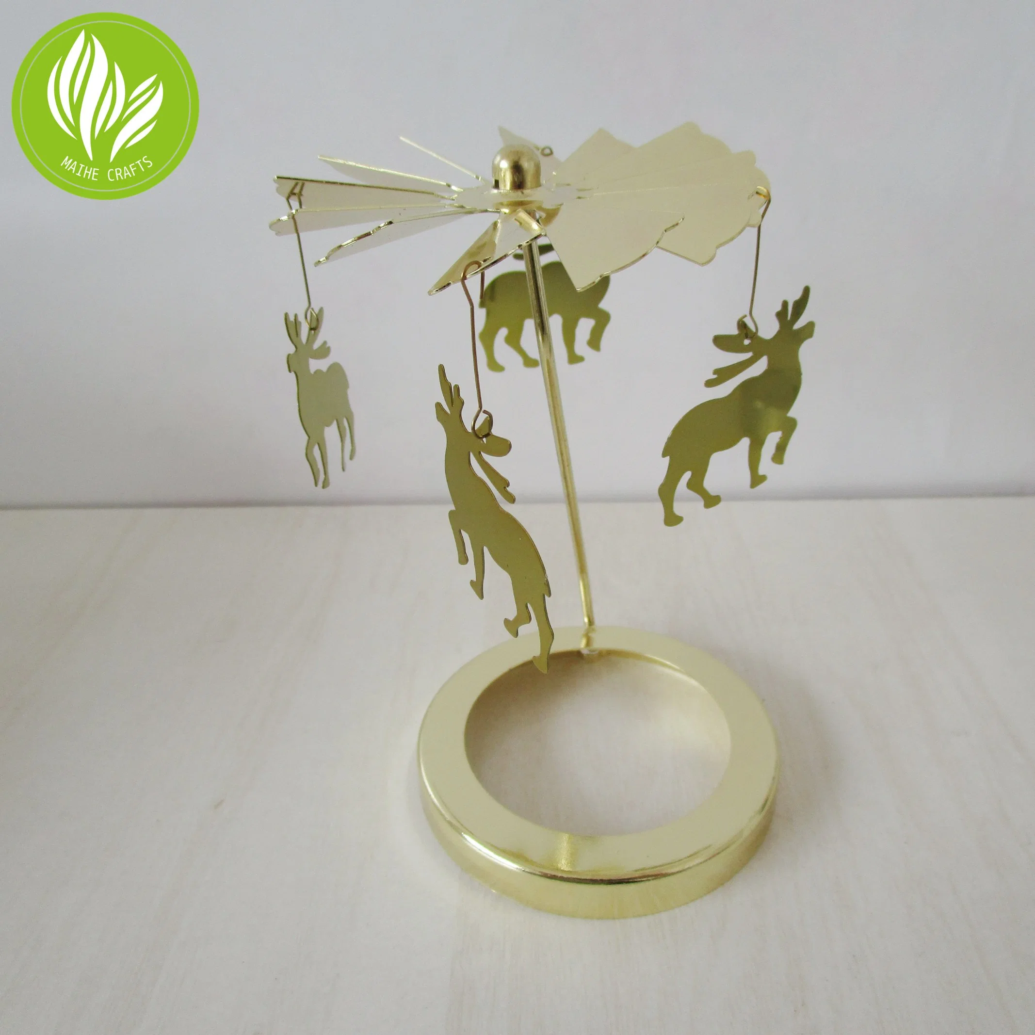 Cute Deer Design Candlestick giratorio Metal decoración de hogar Candle animal Regalo