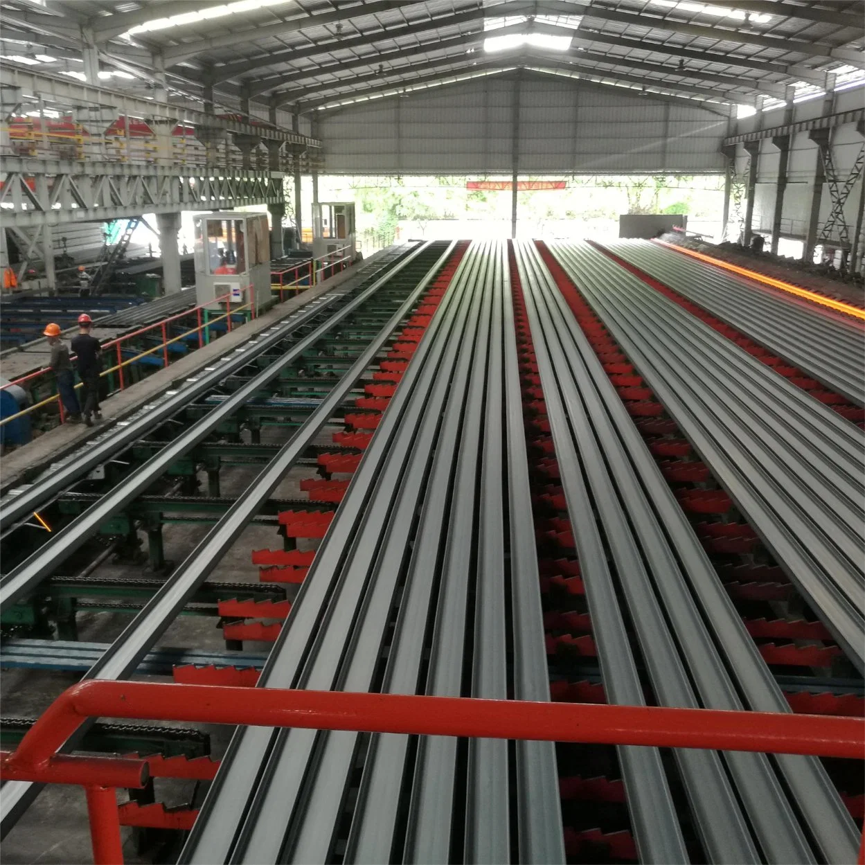 Complete Set of H Beam Continuous Rolling Mill Machine Line with High Yield