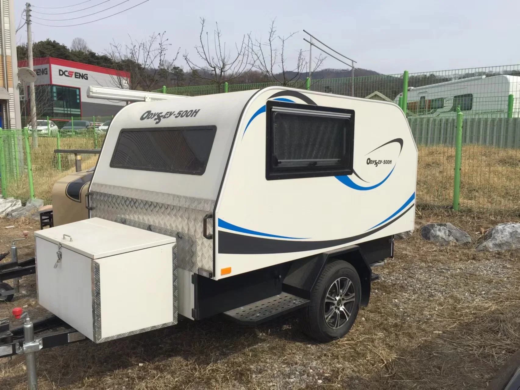 Ford Transit Custom Camper Van aluminio aleación de bastidor y acrílico Ventana lateral de vidrio para reemplazo de caravanas y autocaravanas usadas