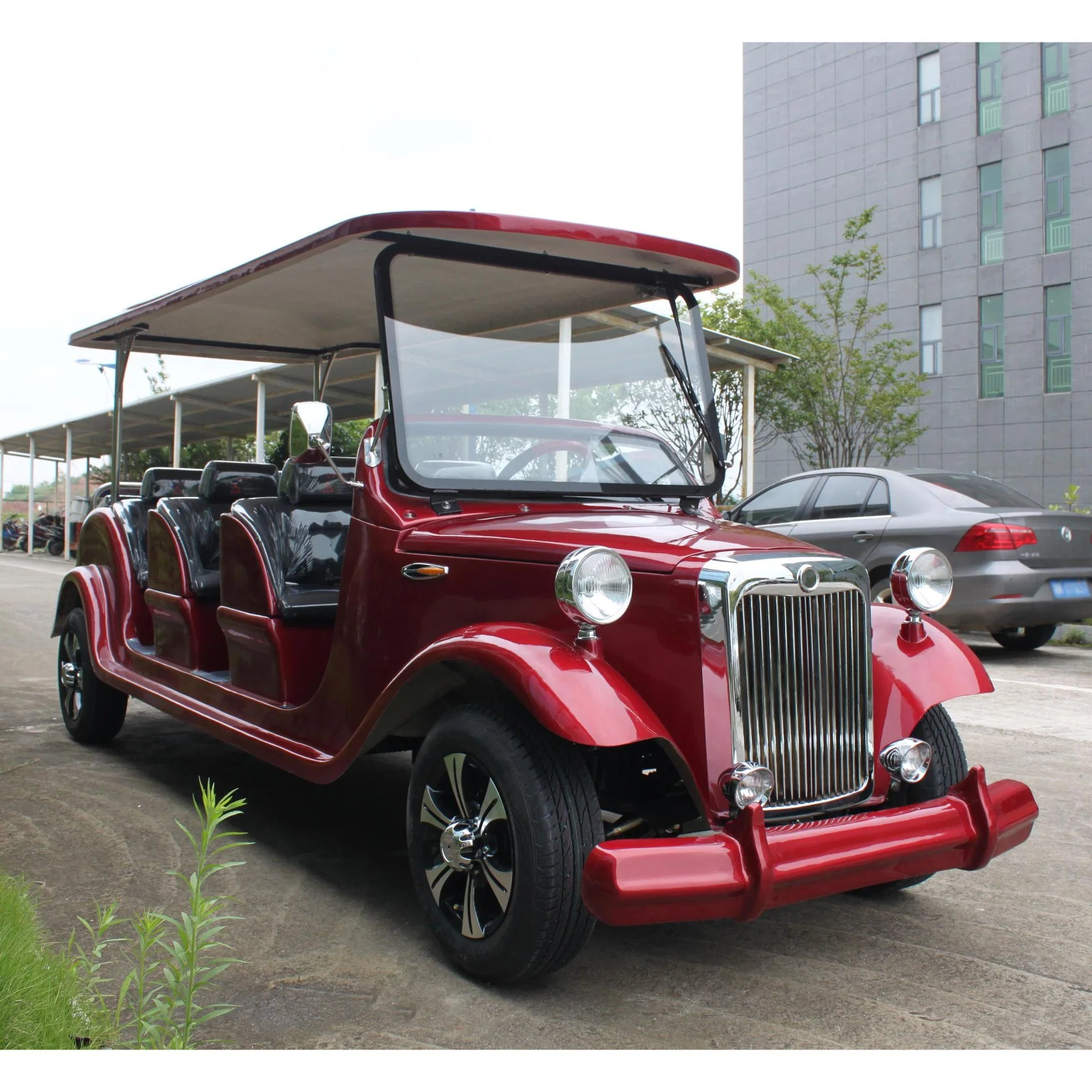 8 Seat Classic Electric Car Retro 30km/H All New Electric Vintage Classic Sightseeing Car