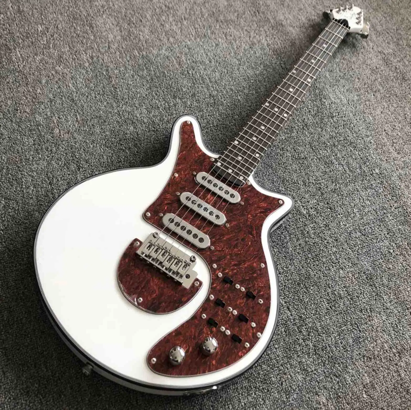 Brian May Vintage spécial personnalisé de couleur blanche 6 cordes de guitare électrique