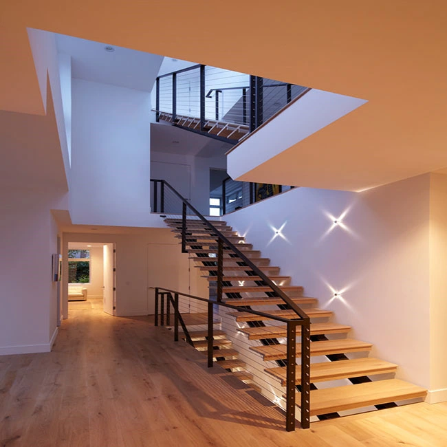 Beautiful Customized Indoor Wood Steel Staircase