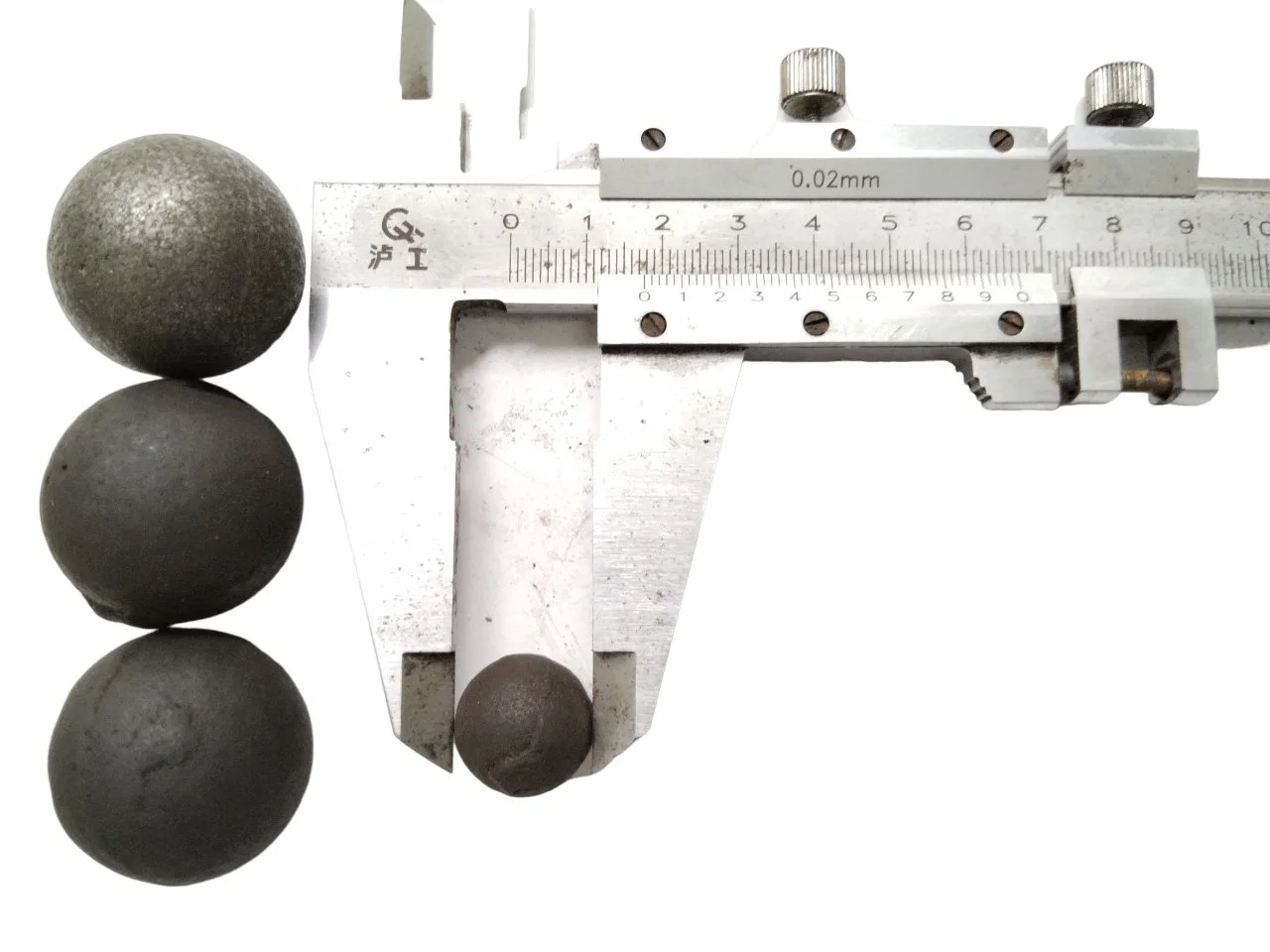 Factory Price Alloy Grinding Steel Balls Using in Milling