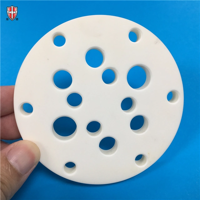 White Durable and Preservative Alumina Ceramic Plate Customized for Industry