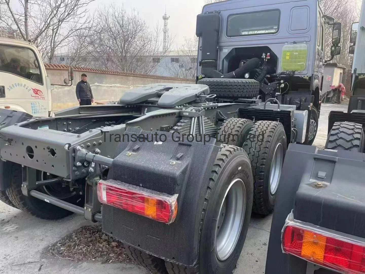 2023 New Sinotruck Haohan Head 6X4 10wheels 400HP HOWO Tractor Trucks