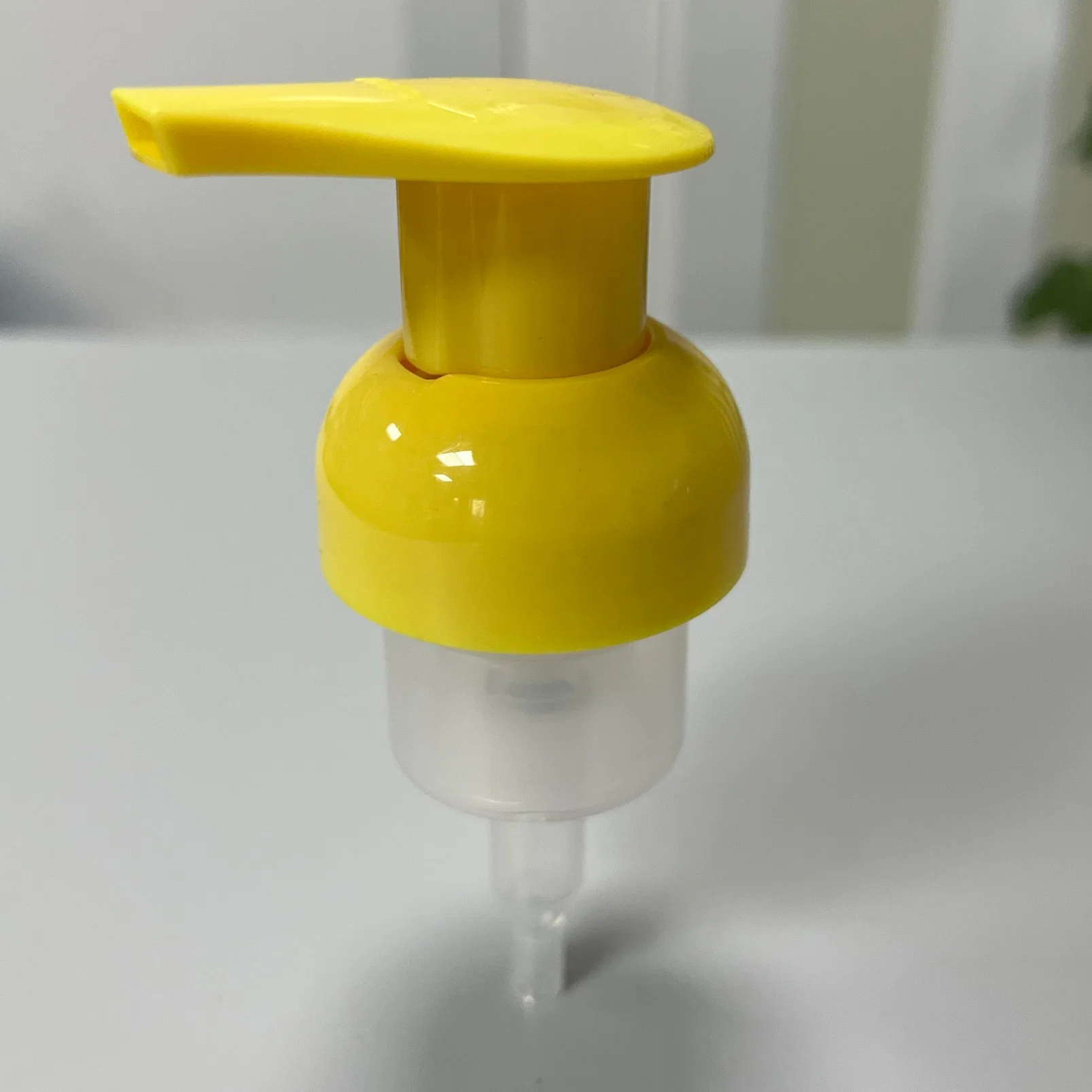 Yellow Left Right Lock up Foam Pump 40 400 for Facial Cleaner Hand Sanitizer Sprayer Jl-Fp101A