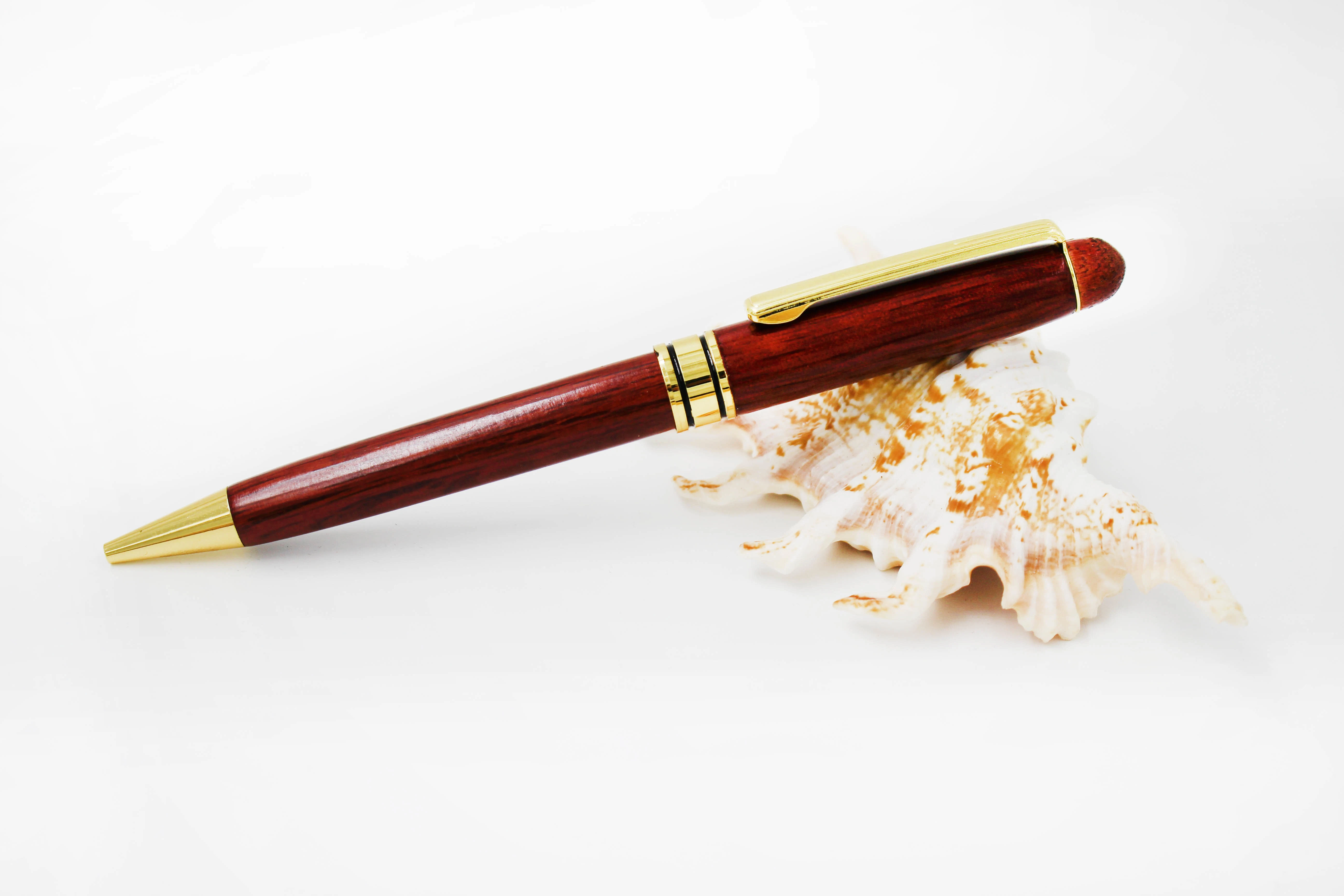 Manufacturers Supply Stationery Wooden Eco Rosewood Pen Red Wooden Ballpoint Pen for Office and School