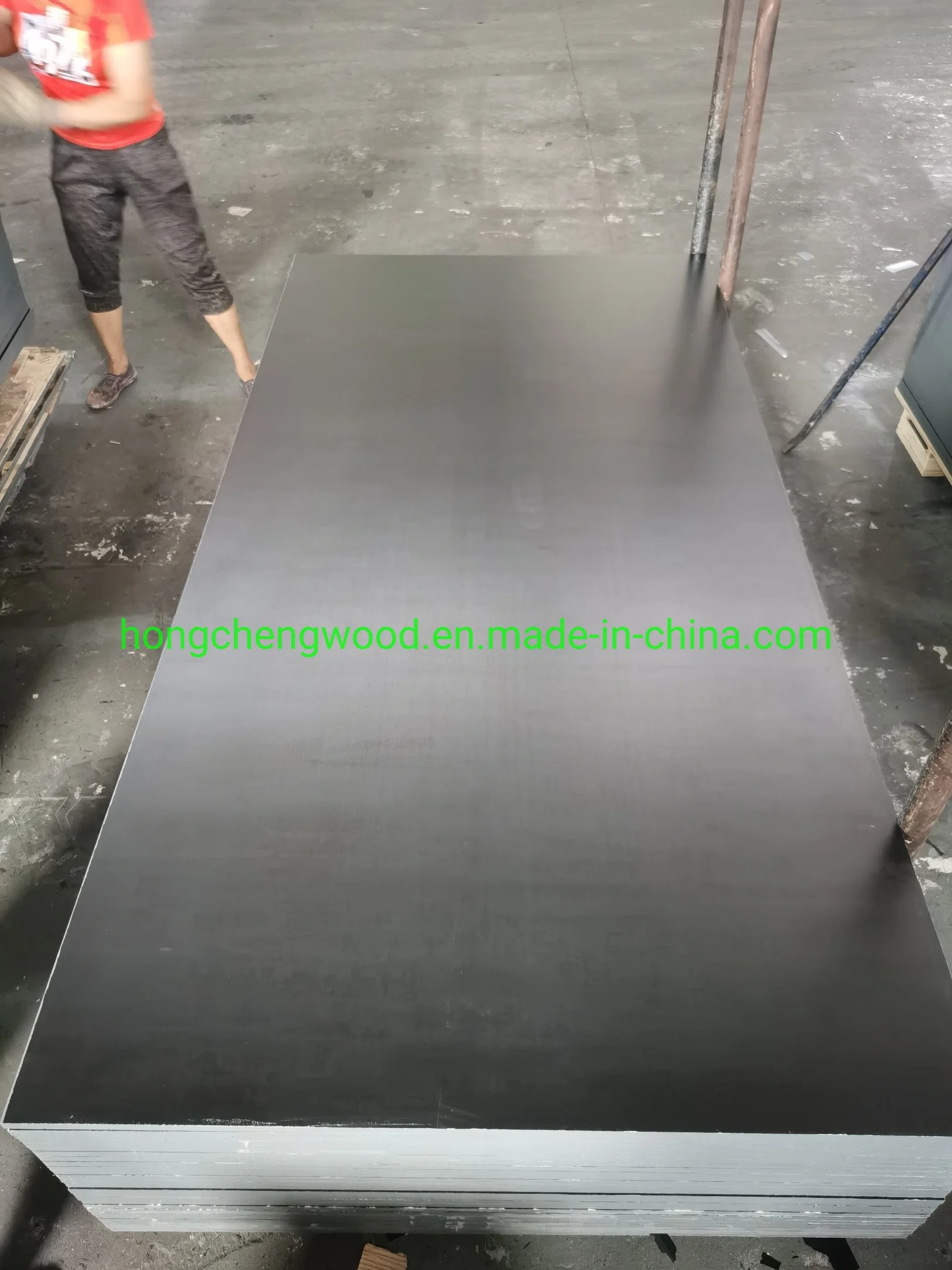 Hardwood Core with Phenolic Glue Film Faced Plywood /F17 Shuttering Construction Film Faced Plywood