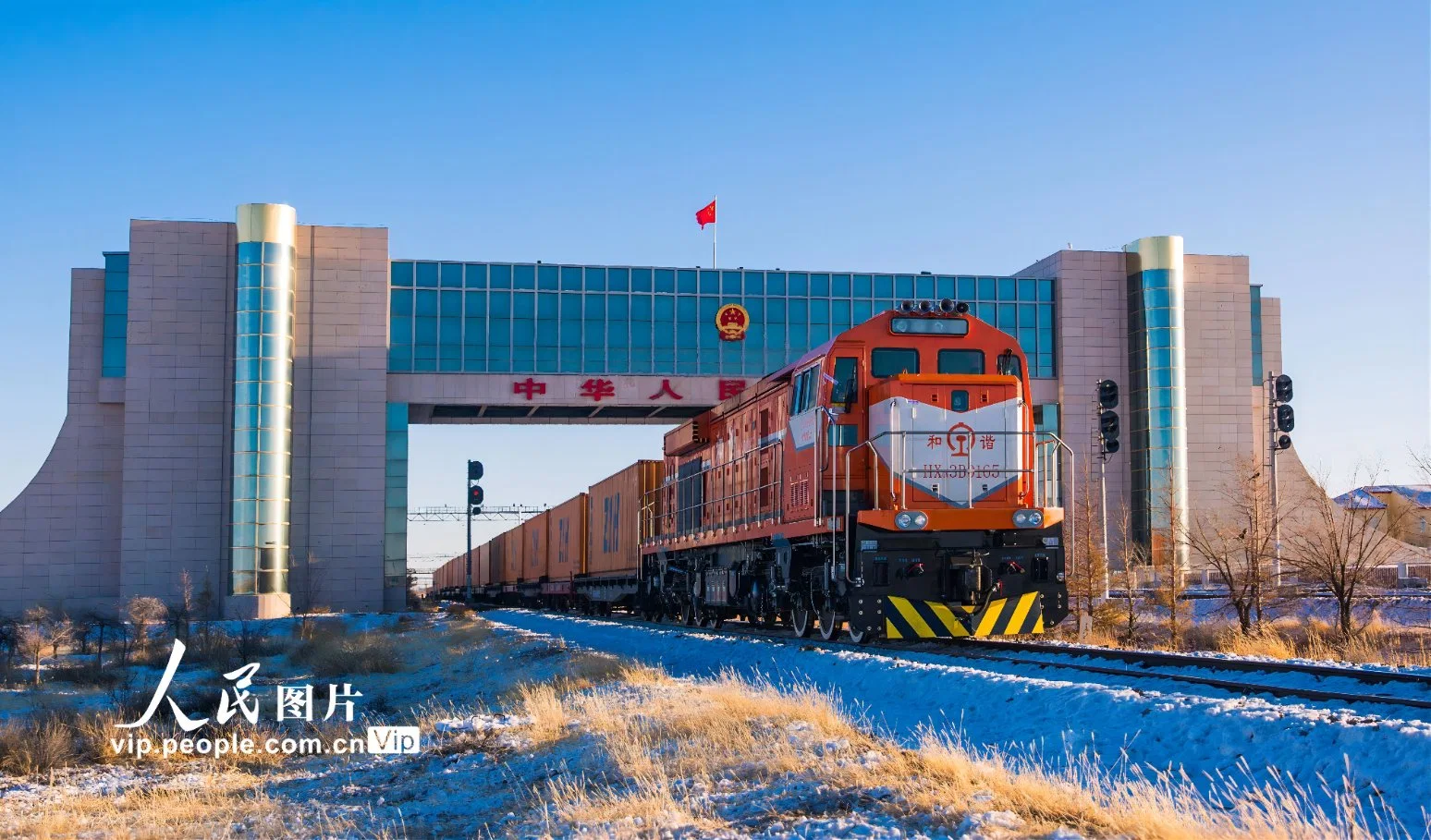 Shenzhen China Logistics Company DDP Railway Shipping Rail Transport Train Transportation to Europe/UK/Uzb