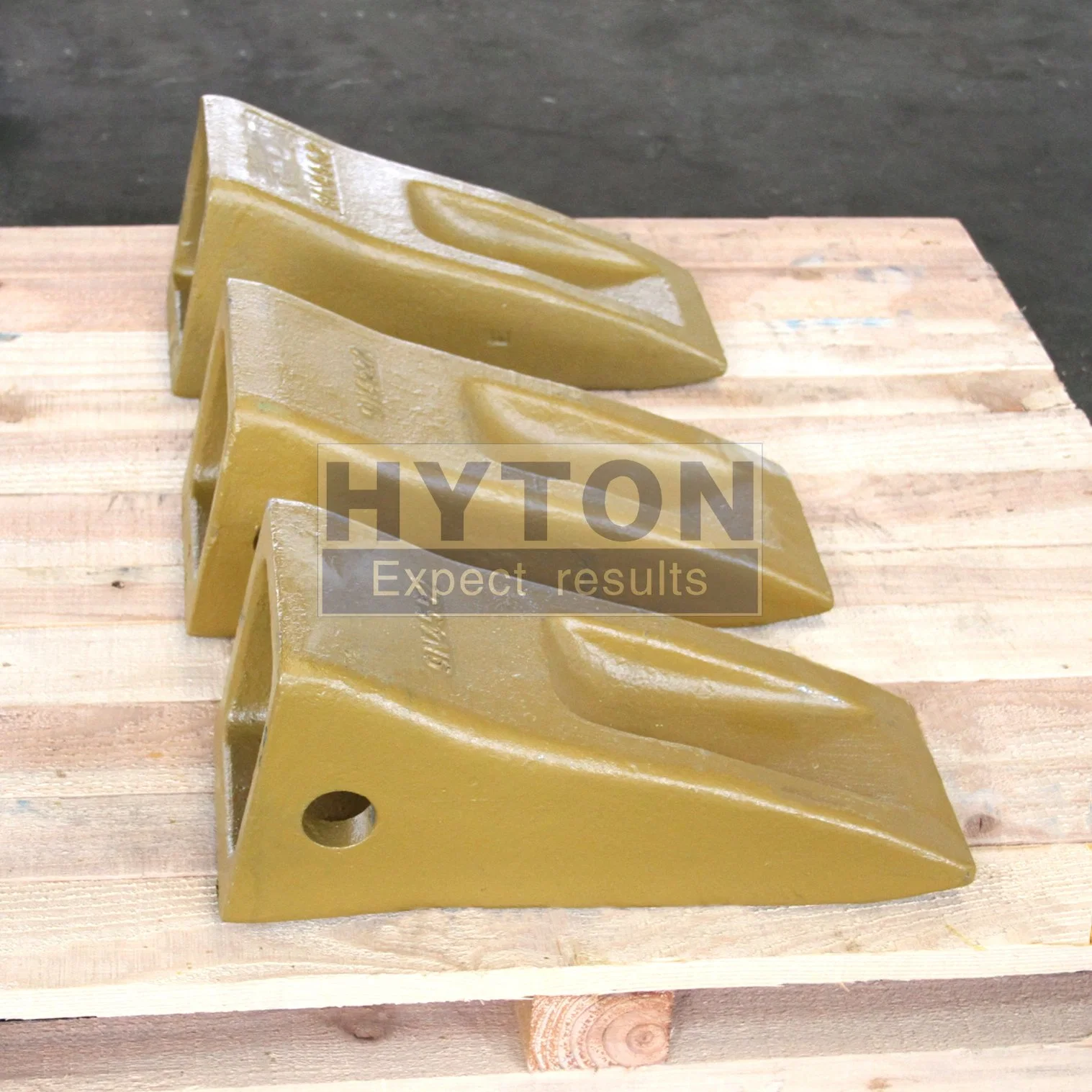 Bucket Tooth of Excavator Heavy Duty Bucket Teeth CH6 9n4552 Rock Teeth